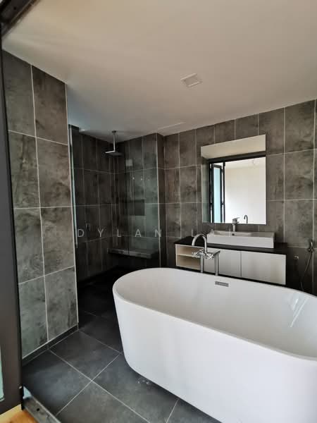 Rumah Teres 3-Tingkat untuk Dijual di Cyber 9 (Cyberjaya) - Dylan Lai - Bathroom - PropertyGuru.com.my