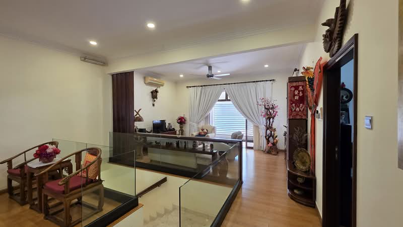 Bungalow for Sale in Kota Kemuning (Shah Alam) - J J - Living Room - PropertyGuru.com.my