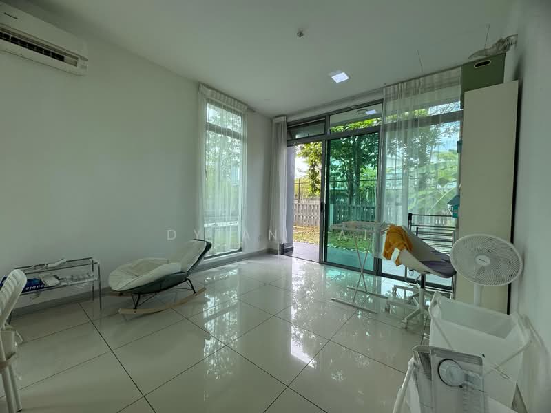 Rumah Teres 2-Tingkat untuk Dijual di Setia Eco Glades (Cyberjaya) - Dylan Lai - Living Room - PropertyGuru.com.my