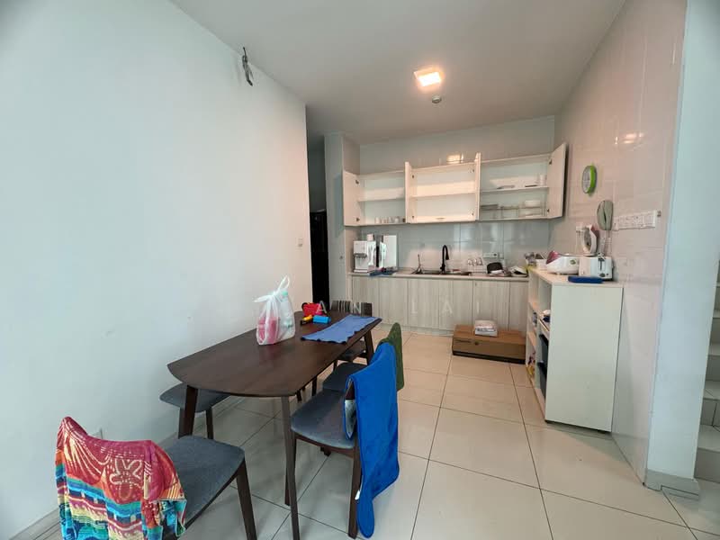 Rumah Teres 2-Tingkat untuk Dijual di Setia Eco Glades (Cyberjaya) - Dylan Lai - Kitchen - PropertyGuru.com.my