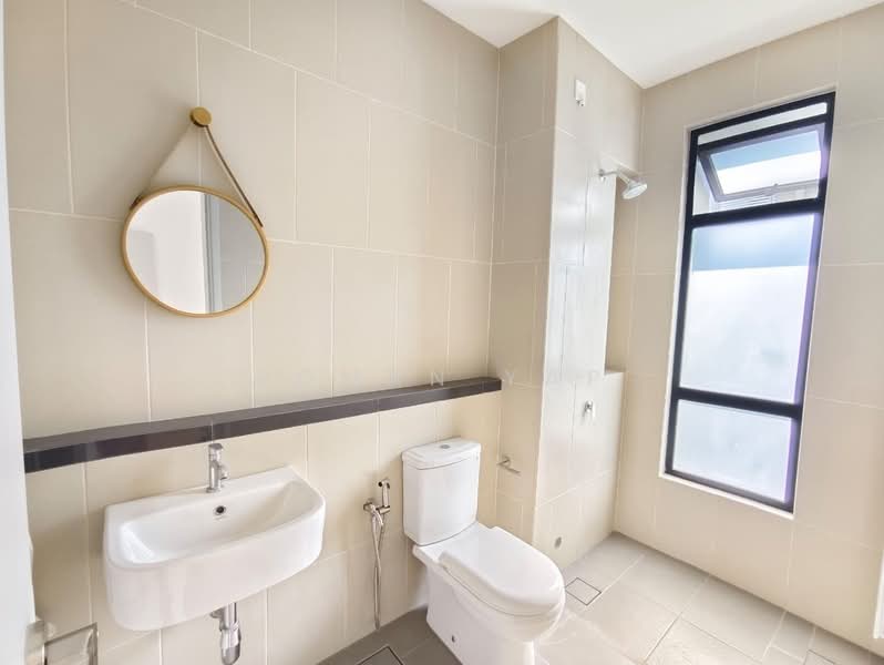Semi-Detached House for Sale in Kota Emerald (Rawang) - Roman Yap - Bathroom - PropertyGuru.com.my