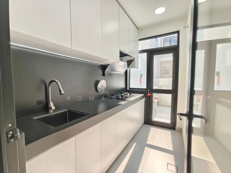 Semi-Detached House for Sale in Kota Emerald (Rawang) - Roman Yap - Kitchen - PropertyGuru.com.my