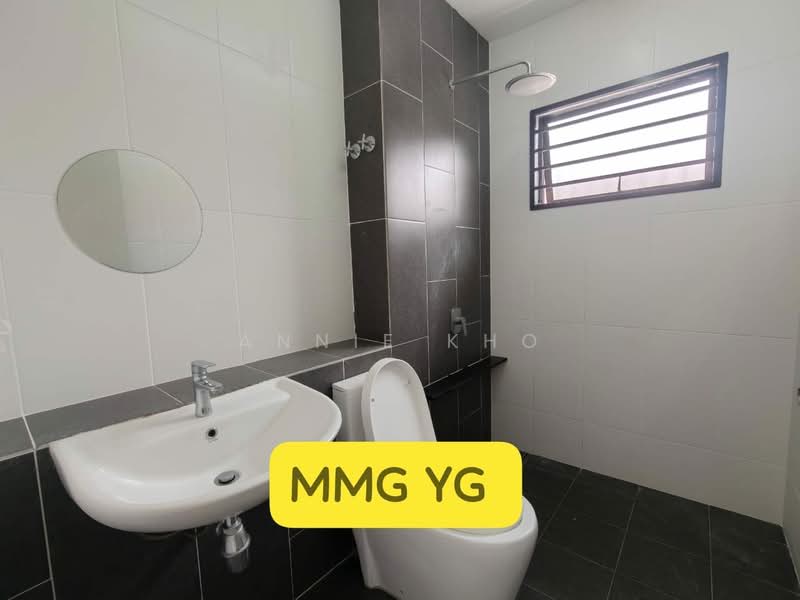 2-storey Terraced House for Rent in Setia Utama (Setia Alam) - Annie Kho - Bathroom - PropertyGuru.com.my