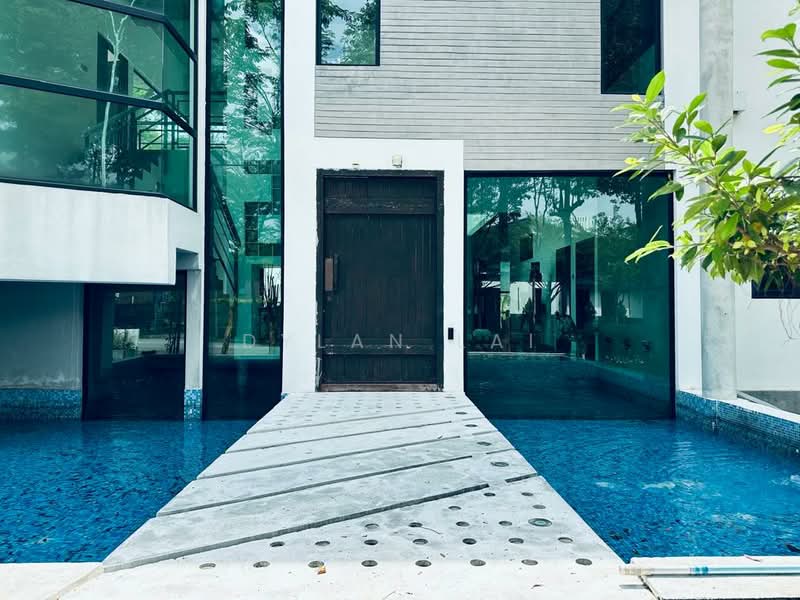 Bungalow House for Sale in Perdana Lakeview East (Cyberjaya) - Dylan Lai - Exterior - PropertyGuru.com.my