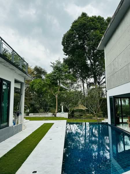 Bungalow House for Sale in Perdana Lakeview East (Cyberjaya) - Dylan Lai - Exterior - PropertyGuru.com.my