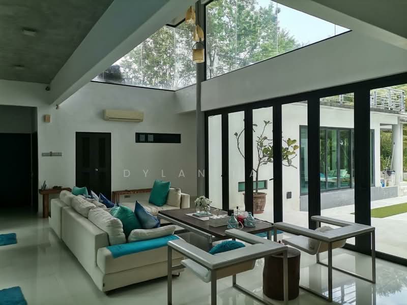 Bungalow House for Sale in Perdana Lakeview East (Cyberjaya) - Dylan Lai - Living Room - PropertyGuru.com.my