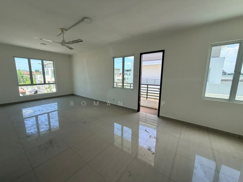 Semi-Detached House for Sale in Rawang (Selangor) - Roman Yap - Living Room - PropertyGuru.com.my