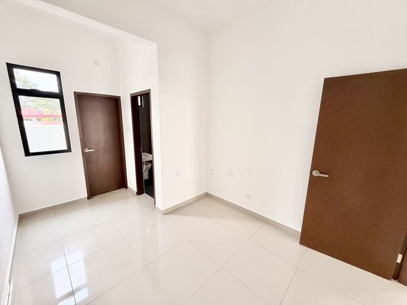 2-storey Terraced House for Sale in Bandar Dato Onn (Tebrau) - Yik Tat - PropertyGuru.com.my