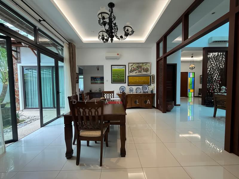 Bungalow for Sale in Perdana Lakeview East (Cyberjaya) - Dylan Lai - Dining Room - PropertyGuru.com.my