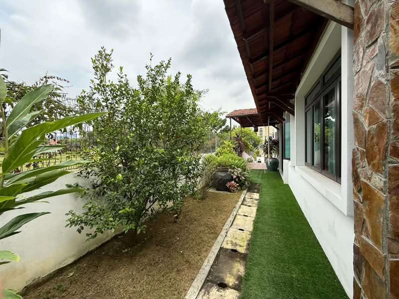 Bungalow for Sale in Perdana Lakeview East (Cyberjaya) - Dylan Lai - Exterior - PropertyGuru.com.my