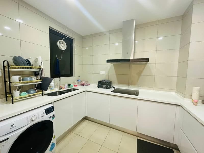 Service Residence for Sale at The Park Sky Residence - Venesa Tan - PropertyGuru.com.my