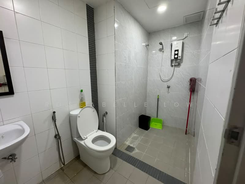 Kediaman Servis untuk Disewa di Domain 5 @ NeoCyber - Roseabelle Low - Bathroom - PropertyGuru.com.my