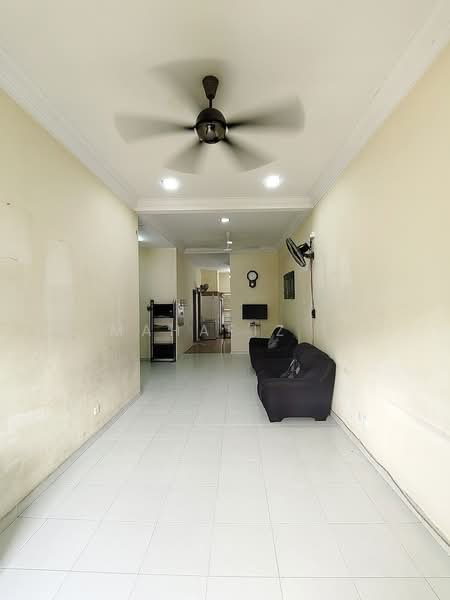 Rumah Teres untuk Dijual di Taman Sri Tanjung (Semenyih) - Mahafiz . - Living Room - PropertyGuru.com.my
