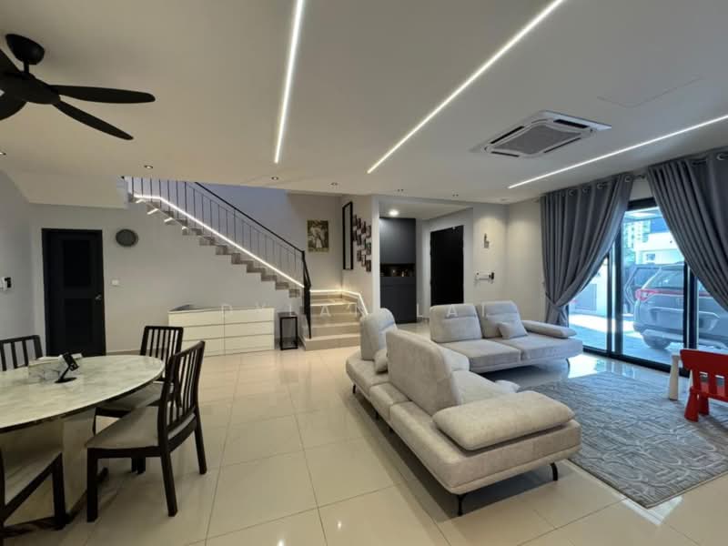 2-storey Terraced House for Sale in Cyberjaya (Selangor) - Dylan Lai - Living Room - PropertyGuru.com.my