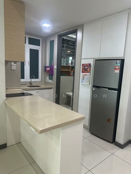 Servis Apartment untuk Disewa di Tiara Mutiara 2 - Desmond Low - Kitchen - PropertyGuru.com.my