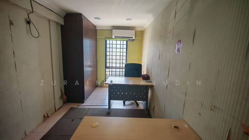 Apartment for Rent at Pusat Komersial Seksyen 7 - Zuraina Rajudin - Study - PropertyGuru.com.my