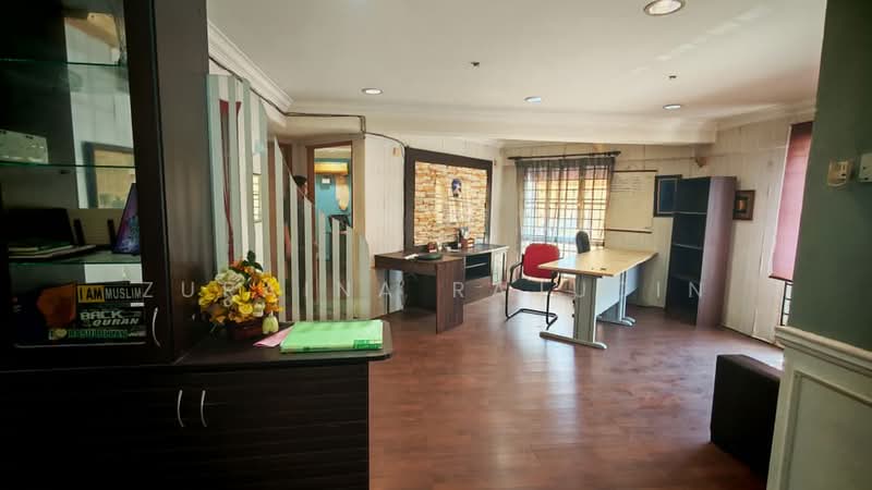 Apartment for Rent at Pusat Komersial Seksyen 7 - Zuraina Rajudin - Study - PropertyGuru.com.my
