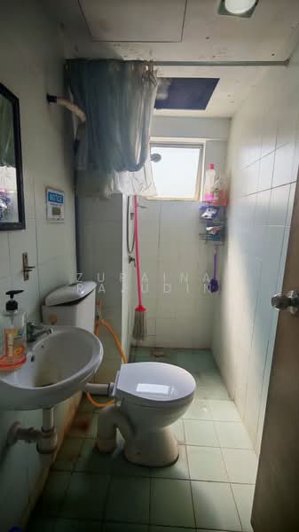 Apartment for Rent at Pusat Komersial Seksyen 7 - Zuraina Rajudin - Bathroom - PropertyGuru.com.my