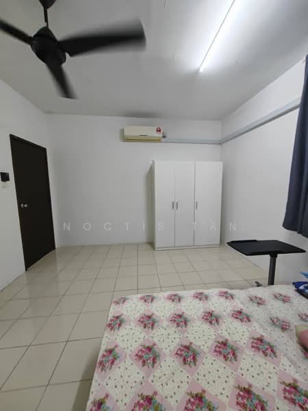 3-storey Terraced House for Rent in Taman Megah Ria (Masai) - Noctis Tan - Bedroom - PropertyGuru.com.my