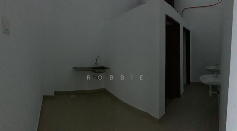 Kilang Berkembar untuk Disewa di Kempas Lama (Johor Bahru) - Robbie Tan - PropertyGuru.com.my
