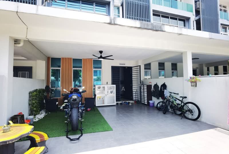 Rumah Teres 3-Tingkat untuk Dijual di Bandar Baru Bangi (Selangor) - Mohd Faizal - Exterior - PropertyGuru.com.my