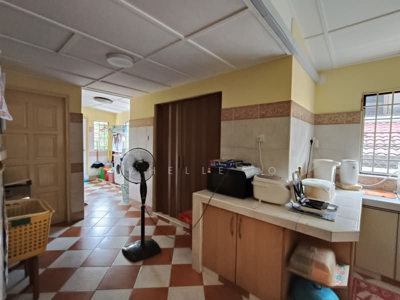 Semi-Detached House for Sale in SS 21, Damansara Utama (Petaling Jaya) - Michelle Toh - Kitchen - PropertyGuru.com.my