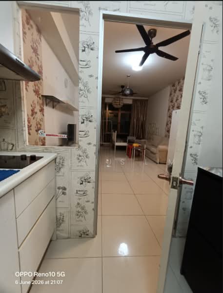Pangsapuri untuk Dijual di PARC Regency (Residensi Masai) - Alexius Lim - Living Room - PropertyGuru.com.my