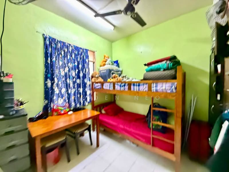 Apartment for Sale at Sri Awana Townhouse - Jayden Neo - Bedroom - PropertyGuru.com.my