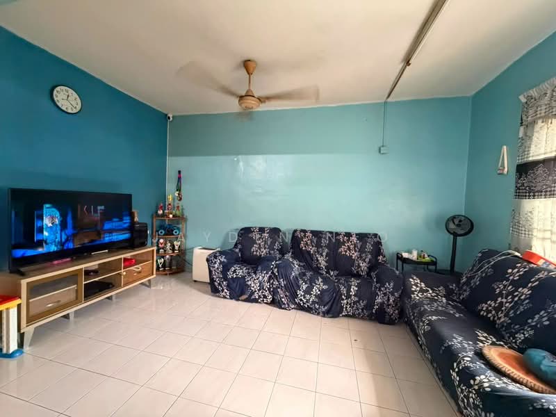 Apartment for Sale at Sri Awana Townhouse - Jayden Neo - Living Room - PropertyGuru.com.my