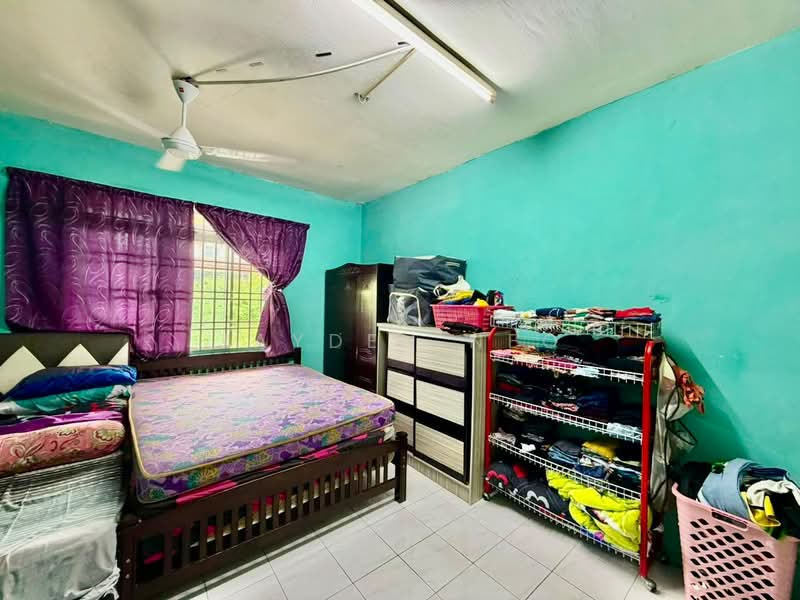 Apartment for Sale at Sri Awana Townhouse - Jayden Neo - Bedroom - PropertyGuru.com.my