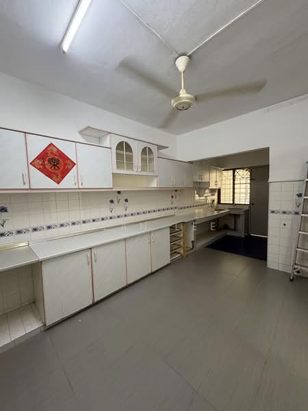 2-storey Terraced House for Sale in Bandar Kajang (Kajang) - Alan Lee - Kitchen - PropertyGuru.com.my