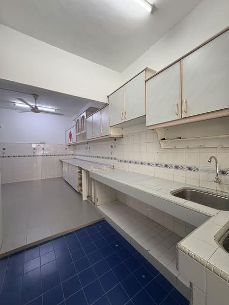 2-storey Terraced House for Sale in Bandar Kajang (Kajang) - Alan Lee - Kitchen - PropertyGuru.com.my