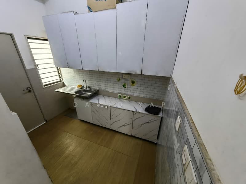 2-storey Terraced House for Rent in Bandar Bukit Raja (Klang) - David Yap - Kitchen - PropertyGuru.com.my
