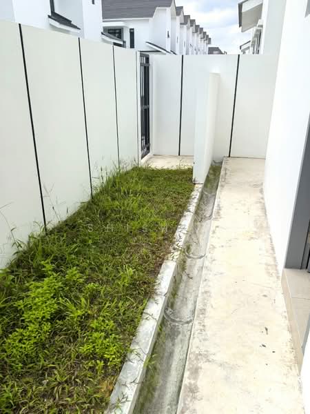 Rumah Teres 2 Tingkat untuk Dijual di Johor Bahru (Johor) - Shishi . - PropertyGuru.com.my