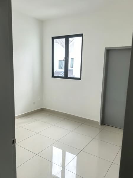 Rumah Teres 2 Tingkat untuk Dijual di Johor Bahru (Johor) - Shishi . - PropertyGuru.com.my