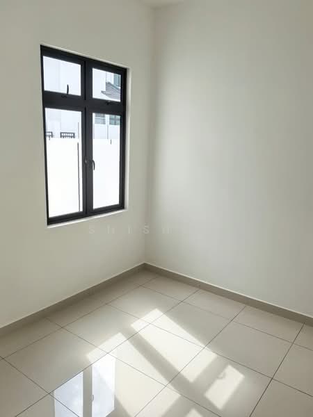 Rumah Teres 2 Tingkat untuk Dijual di Johor Bahru (Johor) - Shishi . - PropertyGuru.com.my