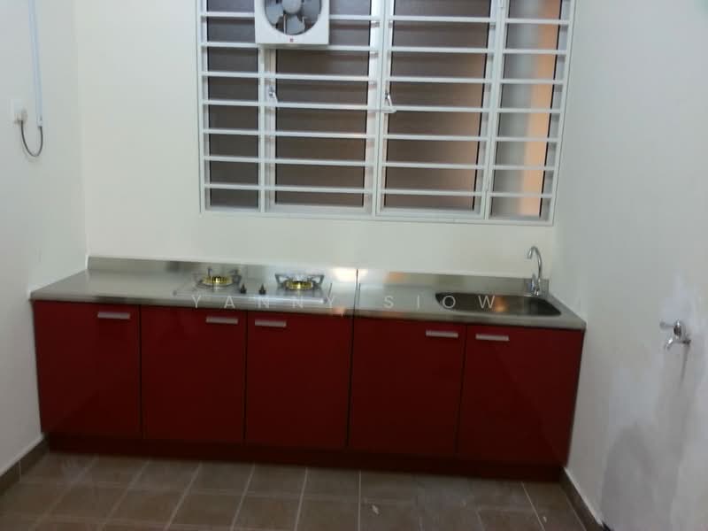 Kondominium untuk Dijual di Platinum Hill PV 2 - Yanny Siow - Kitchen - PropertyGuru.com.my