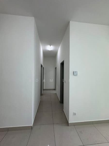 Kondominium untuk Dijual di Verando Residence - Adam Lee - Corridor - PropertyGuru.com.my