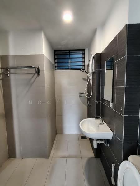 Apartment for Rent at Midori Green (Pangsapuri Hijauan) - Noctis Tan - Bathroom - PropertyGuru.com.my