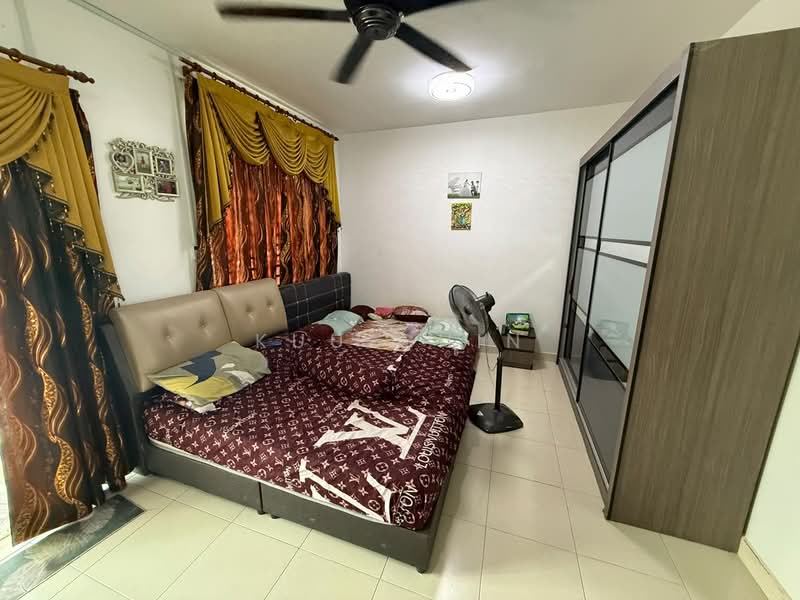 Rumah Teres 2.5-Tingkat untuk Dijual di Taman Scientex Senai (Senai) - Kuu Chin - Bedroom - PropertyGuru.com.my