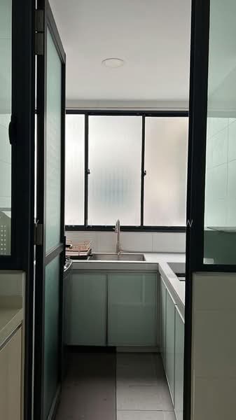 Service Residence for Sale at KL Traders Square - Yanny Siow - Kitchen - PropertyGuru.com.my