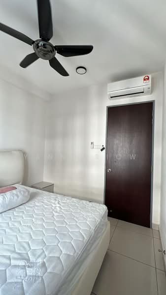Service Residence for Sale at KL Traders Square - Yanny Siow - PropertyGuru.com.my