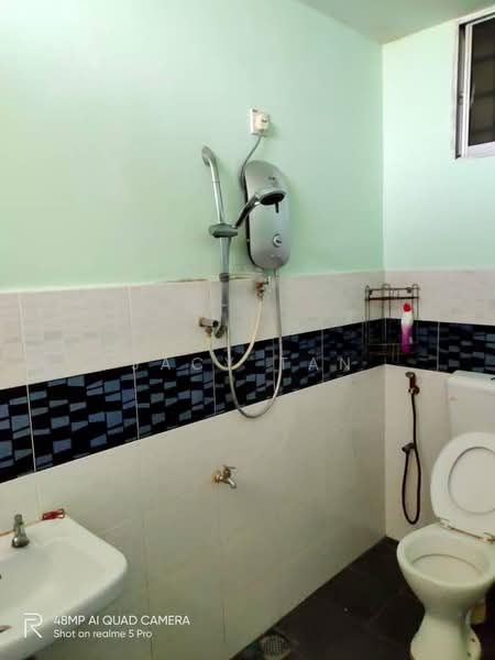 Rumah Teres 2-Tingkat untuk Dijual di Senai (Johor) - Jacy Tan - Bathroom - PropertyGuru.com.my