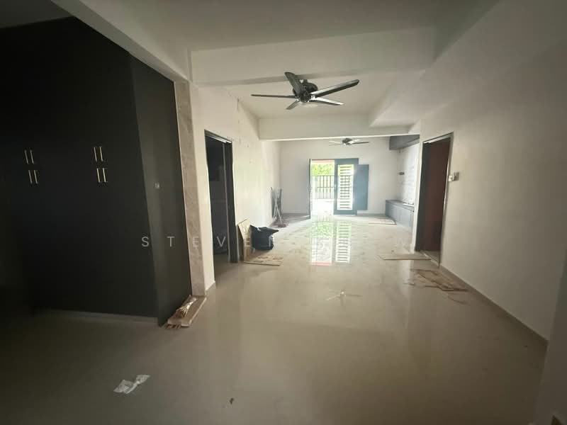 2-storey Terraced House for Sale in Kajang (Selangor) - Steven Khew - Living Room - PropertyGuru.com.my