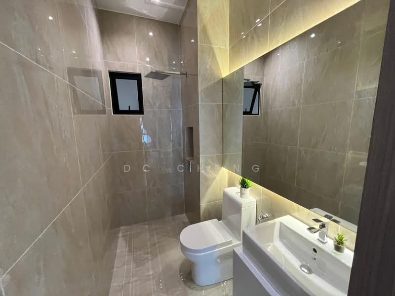 Servis Apartment untuk Dijual di M Terra - Dc Cheng - Bathroom - PropertyGuru.com.my