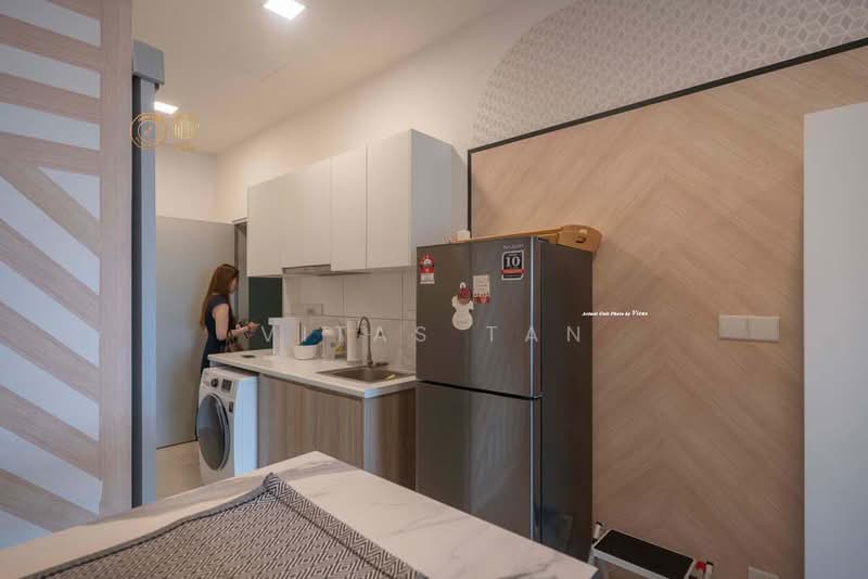 Service Residence for Rent at Residential Suites @ HighPark - Vitas Tan - Kitchen - PropertyGuru.com.my