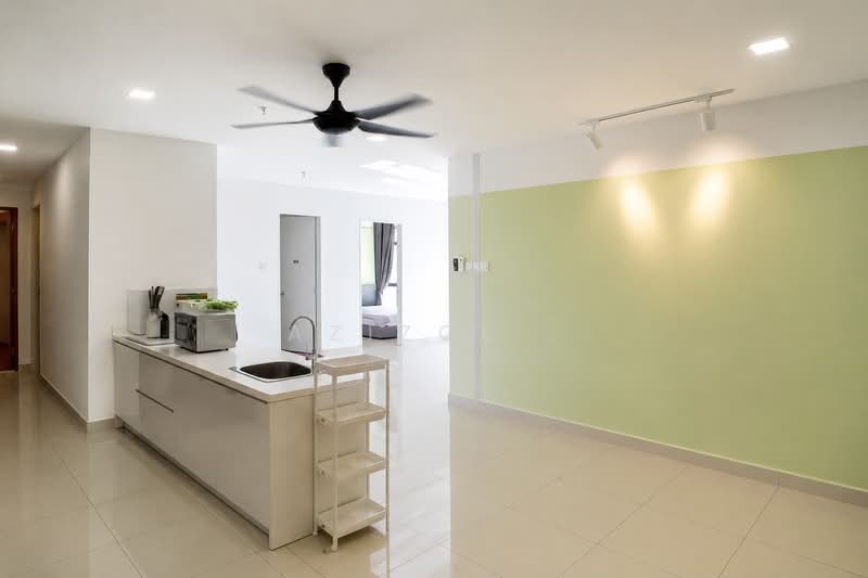 Service Residence for Sale at H2O Residences - Azizol . - PropertyGuru.com.my