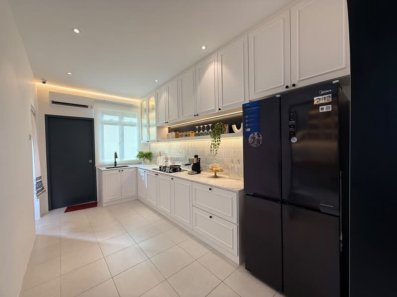 2-storey Terraced House for Sale in Cheng (Melaka) - Kak Yi - Kitchen - PropertyGuru.com.my