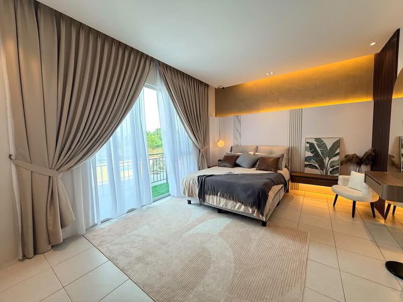 2-storey Terraced House for Sale in Cheng (Melaka) - Kak Yi - Master Bedroom - PropertyGuru.com.my