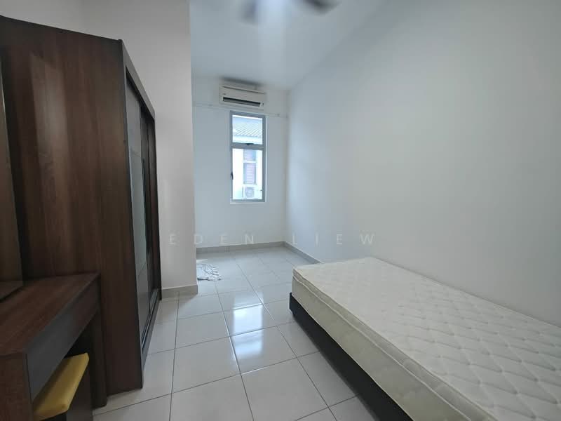 2-storey Terraced House for Rent in Taman Bestari Perdana (Pasir Gudang) - Eden Liew - Bedroom - PropertyGuru.com.my